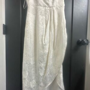 Elegant White/Cream Strapless Dress